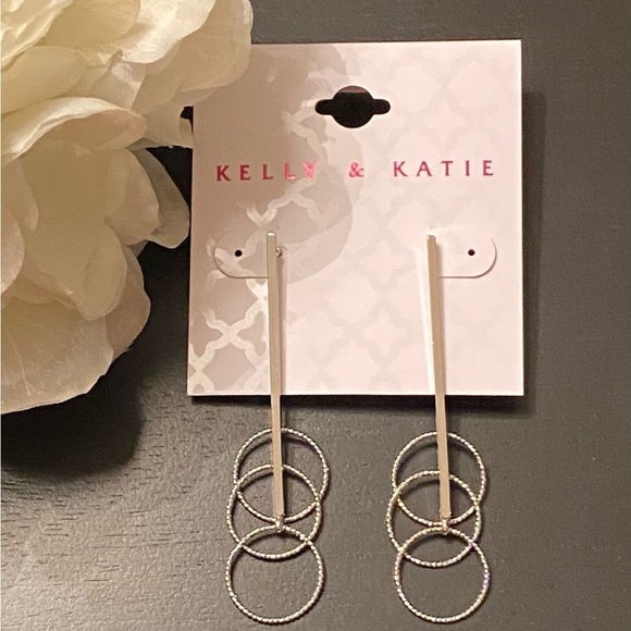 NWT KELLY & KATIE SILVER BAR DROP HOOP EARRINGS - Picture 3 of 9